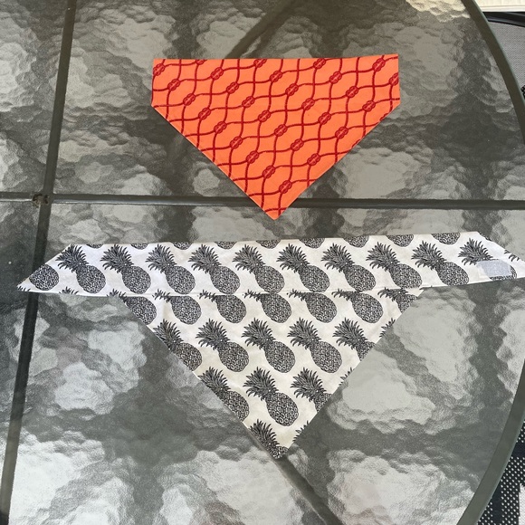 Handmade Dog Bandana with Velcro strap - Picture 12 of 12